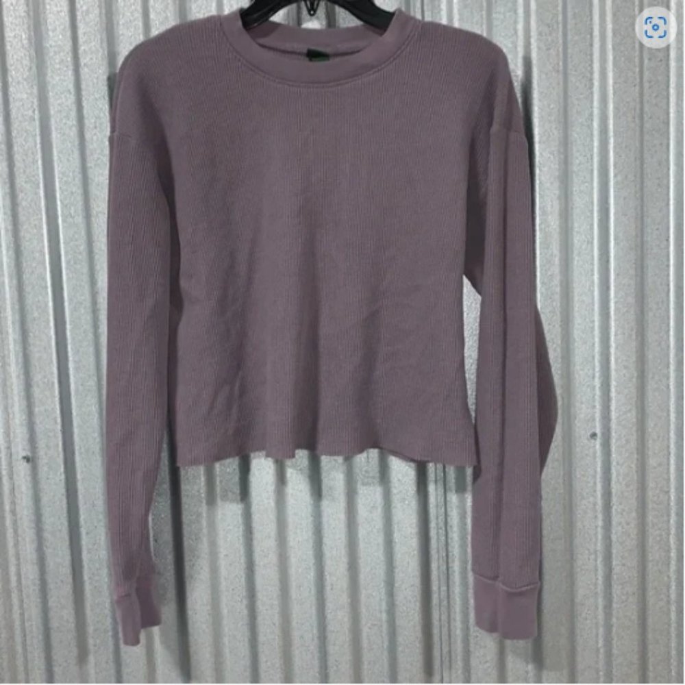Cropped Long Sleeve Shirt